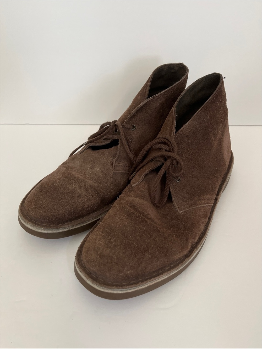 Clarks Brown Suede Chukka Boots Men’s Size 9